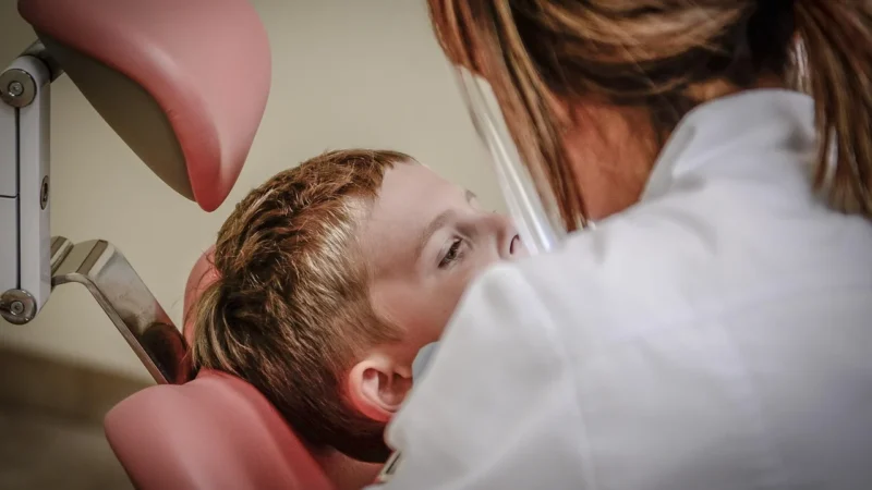 Jak skutecznie pozbyć się żylaków na nogach: skleroterapia wyjaśniona